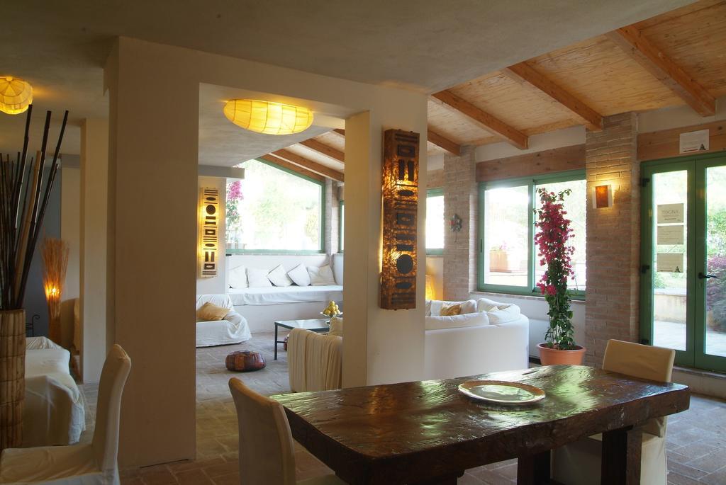 Hotel Le Torracce Agriturismo Olistico Valfabbrica Exteriér fotografie